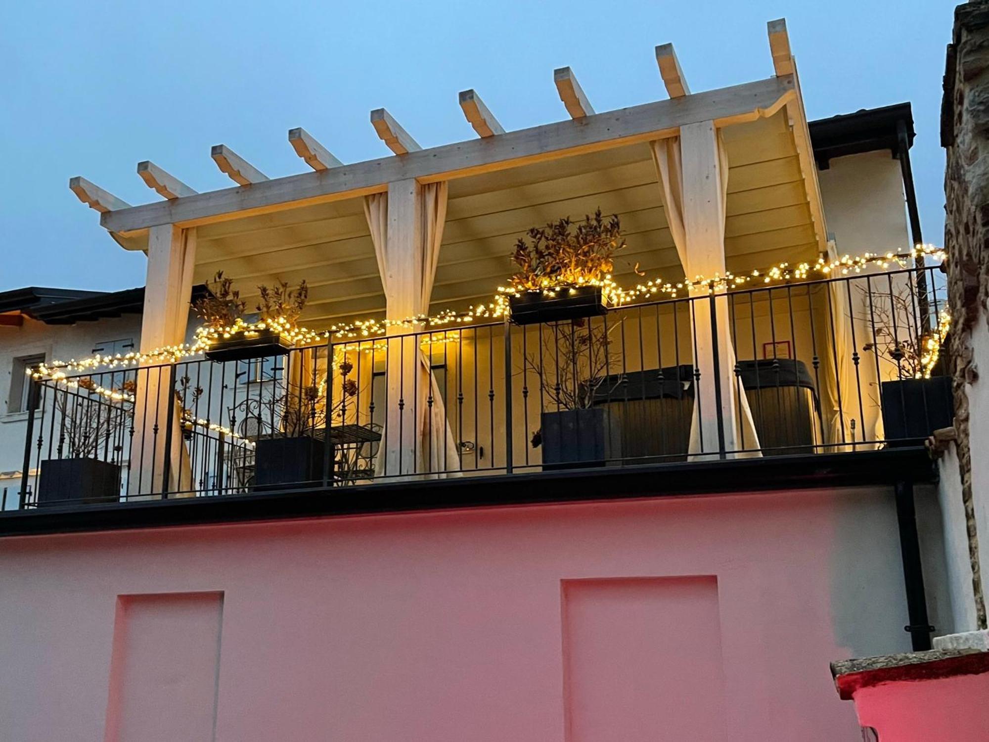 Dimora Di Charme Rooms & Apartments بسكييرا ديل غاردا المظهر الخارجي الصورة